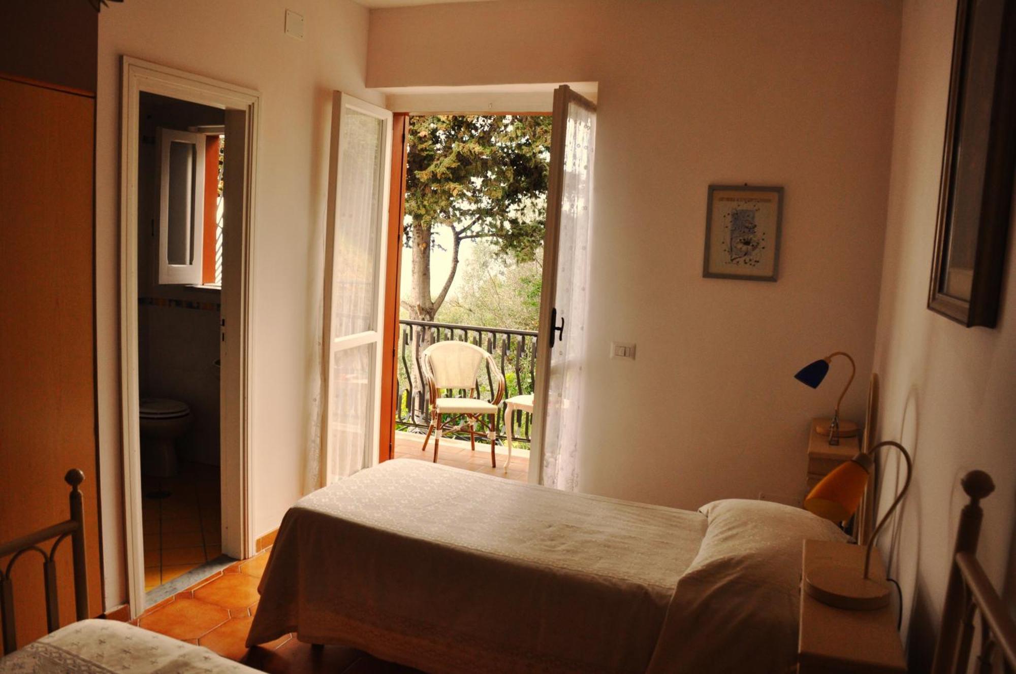 Villa Laura Sea View Apartments Santa Maria di Castellabate Bilik gambar