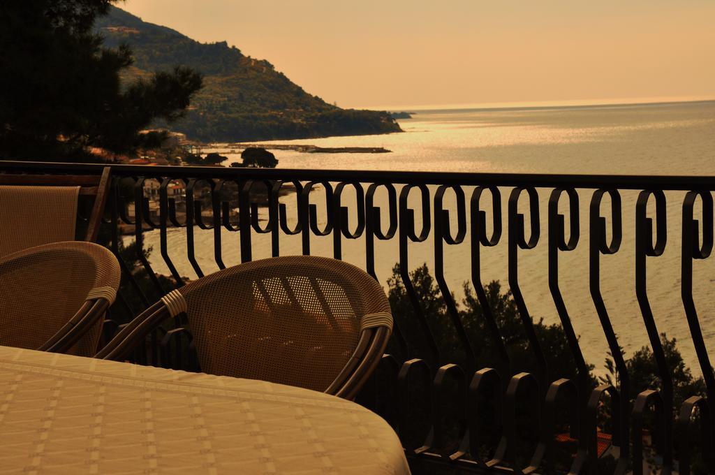 Villa Laura Sea View Apartments Santa Maria di Castellabate Luaran gambar
