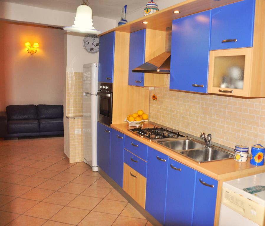 Villa Laura Sea View Apartments Santa Maria di Castellabate Luaran gambar